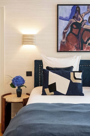 4 bedrooms, iron/ironing board, WiFi, bed sheets - Luxury Apt – Le Marais – AC – 5-stars Comfort (Paris)