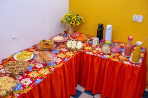 Tägliches inbegriffenes Frühstücksbuffet