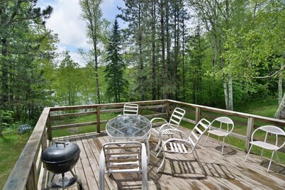 Homestead House ~ Drummond Lake
