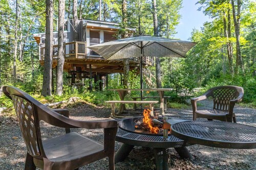 Acadia Treehouse near Bar Harbor - Private Luxury