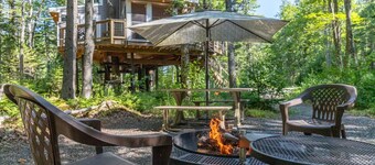 Acadia Treehouse near Bar Harbor - Private Luxury