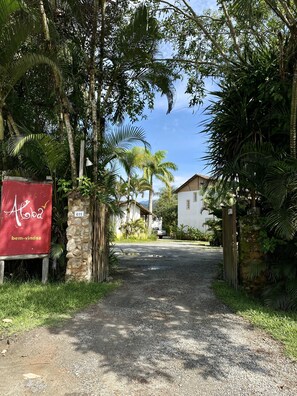 Exterior detail - Pouso Atobá (Paraty)