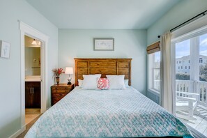 4 bedrooms, WiFi, bed sheets