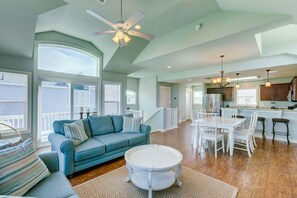 TV, video games, DVD player - CB31 Shore Slackers Whelkome, Beautiful, Beachy, and Pet Friendly Villa in the Heart of Corolla (Corolla)