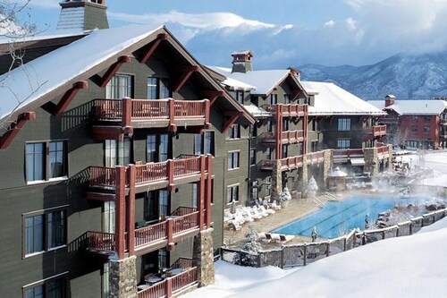 Ylellinen Ritz Carlton, Aspen Colorado 11 / 30–12 / 7 2019–3 BR / 3 BA