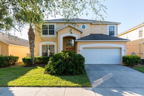 House (7 Bedrooms, 4.5 Bathrooms) | 7 bedrooms, individually decorated, individually furnished - Palm Key Villa by VillaDirect (Kissimmee)