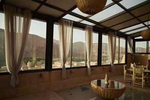 Kasbah Flilou | Terrace/patio - Kasbah Flilou (Ait Sedrate Jbel El Soufla)