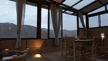 Familienhaus, 5 Schlafzimmer, Bergblick | Terrasse/Patio