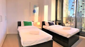 2 bedrooms, iron/ironing board, travel cot, WiFi