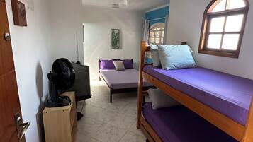 4 bedrooms, free WiFi