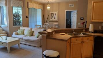 公寓客房, 2 間臥室, 2 間浴室 | 2 間臥室、獨特裝潢、布置獨特、筆電工作空間