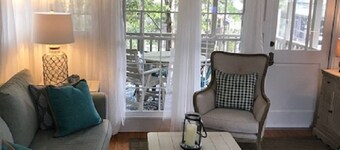 Steinhatchee Landing Resort - #11 Ginger - Newly decorated - Dog Friendly