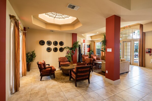 Lobby lounge - Disneys Den by VillaDirect (Davenport)