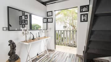 Apartment, 1 Bedroom | Living area