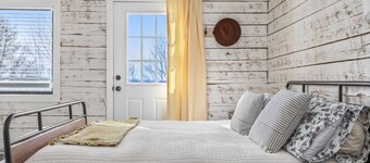 Secluded Summer Cabin Near Trails w/ Firepit, Hot Tub & Stargazing Views!