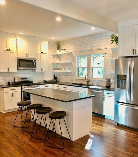 PeteRetreat -Two blocks from OSU, newly remodeled home