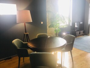 Dining - ★ Romantic - Casa Bela ★ Penthouse with views (Porto)
