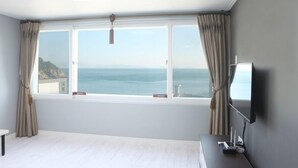 Condo, vista al océano (Double B) | Área de sala de estar