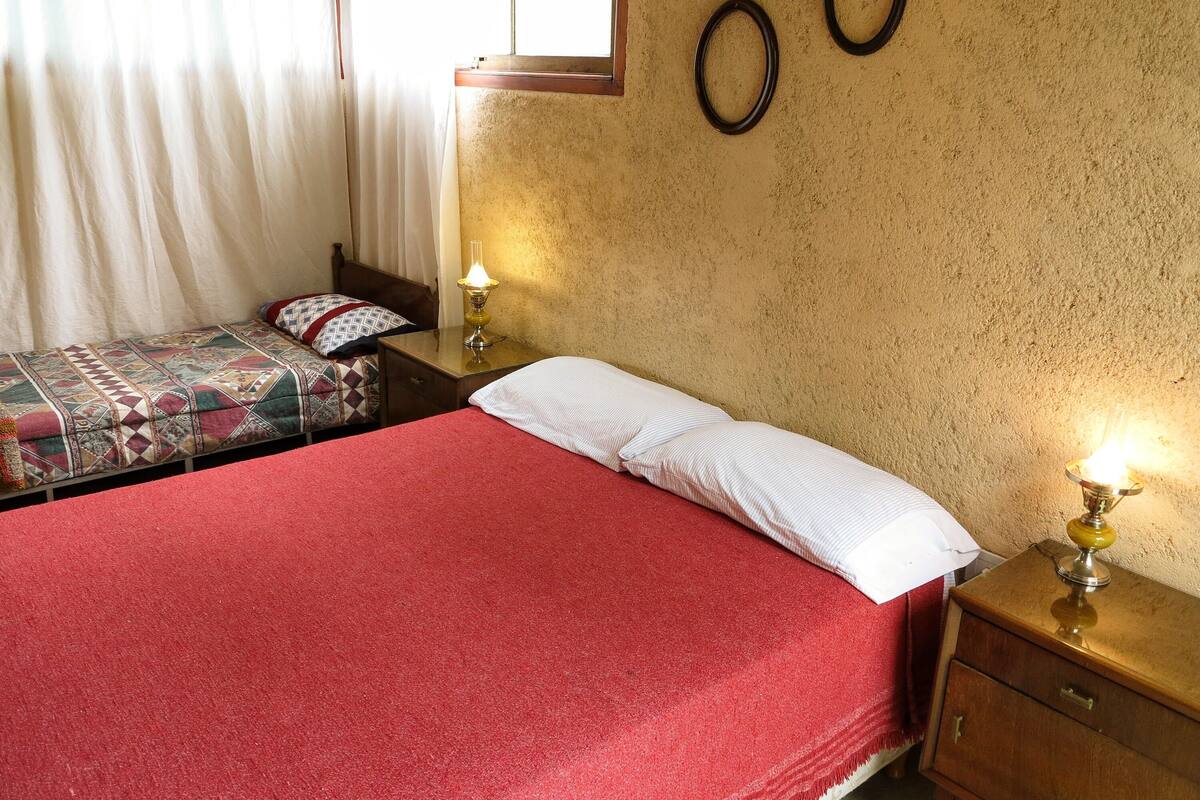 Hypo-allergenic bedding, Select Comfort beds, individually decorated