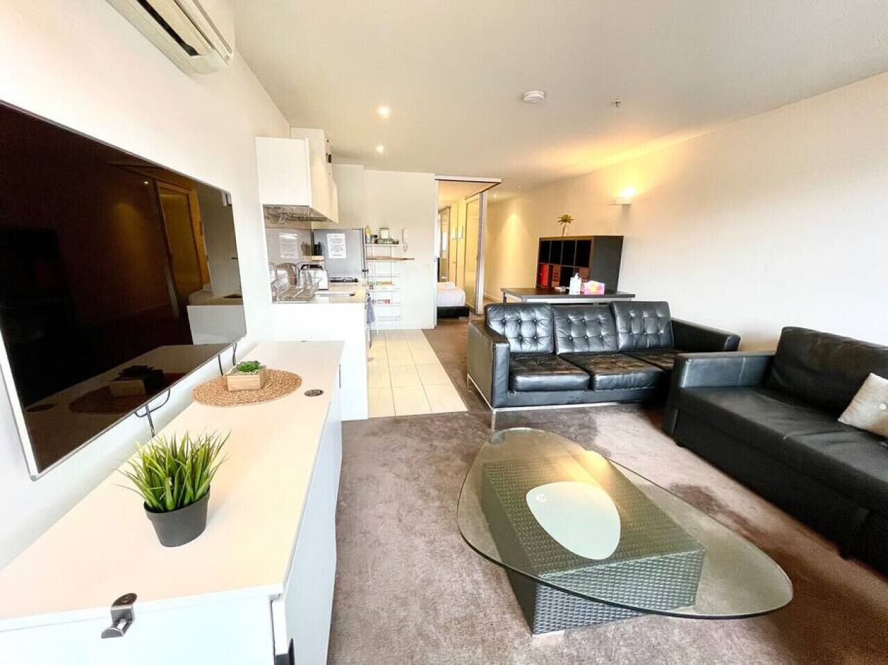 One bedroom in Neo with city balcony!