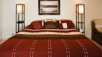 3 bedrooms, iron/ironing board, free WiFi, bed sheets