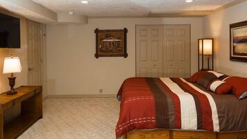 3 Schlafzimmer, BĂŒgeleisen/BĂŒgelbrett, kostenloses WLAN, BettwĂ€sche