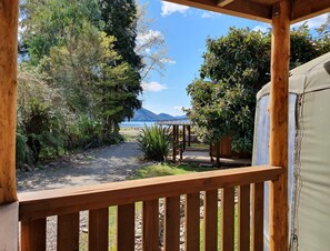Down duvets - On The Track Lodge (Nydia Bay)