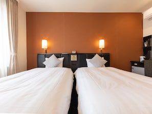 Bureau, fer et planche à repasser, Wi-Fi gratuit