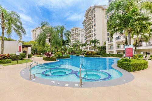 Lovely Mountain View Apartment