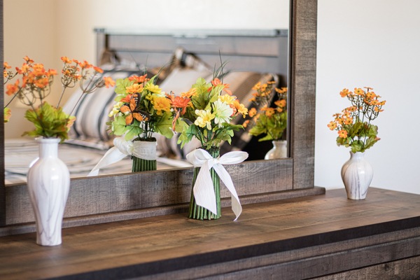 3 bedrooms, desk, iron/ironing board, travel crib