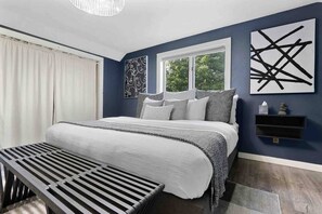 6 habitaciones, tabla de planchar con plancha, cuna de viaje y wifi 