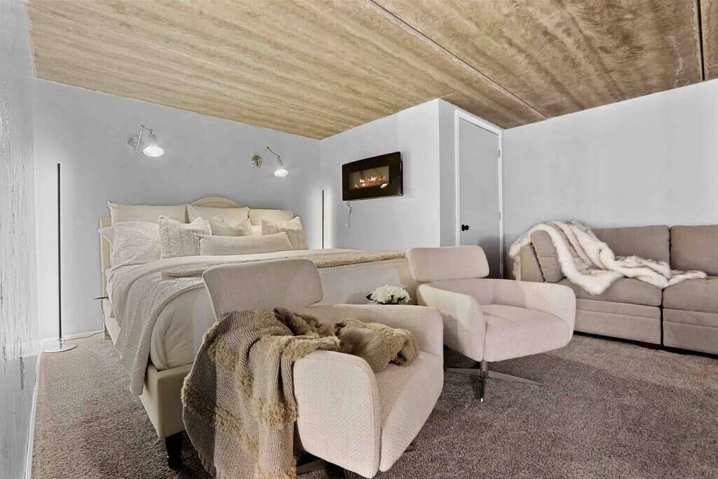 6 quartos, ferros/tábuas de passar roupa, berço de viagem, Wi-Fi