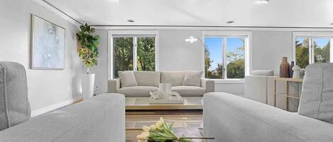 TV, videospill, DVD-spiller og stereoanlegg