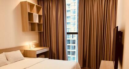 Cozy 2BR 33rd floor Vinhomes Skylake near Keangnam, My Dinh area