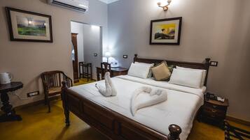 1 bedroom, soundproofing, rollaway beds, free WiFi