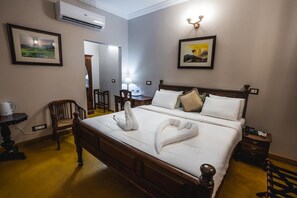 Soundproofing, rollaway beds, free WiFi, bed sheets - 19 villa mira (Puducherry)