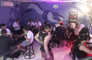 Bar (on property) - Hoang yen guesthouse (Ho Chi Minh City)