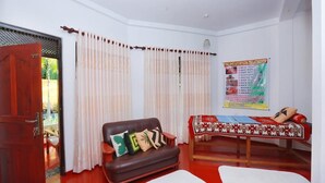 Apartment | Living room - The One Apartment (Galle)
