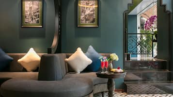 Sala de estar en el lobby