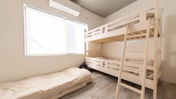 Lejlighed (5) | 1 soveværelse, individuelt design, individuel indretning, skrivebord