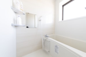 Apartment (10) | Bathroom