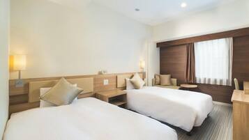 In-room safe, desk, laptop workspace, blackout drapes