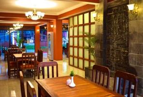 Desayuno continental incluido todos los días 