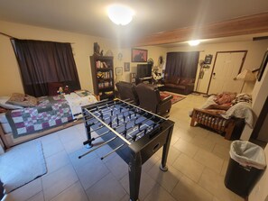 3 bedrooms, WiFi, bed sheets