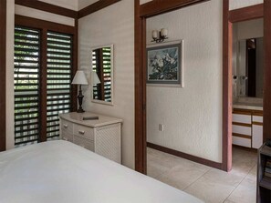 1 bedroom, iron/ironing board, internet - Enjoy Tropical Garden Views w/ AC, WiFi, TVs, and Full Kitchen+Lanai–Kiahuna 2046 (KOLOA)