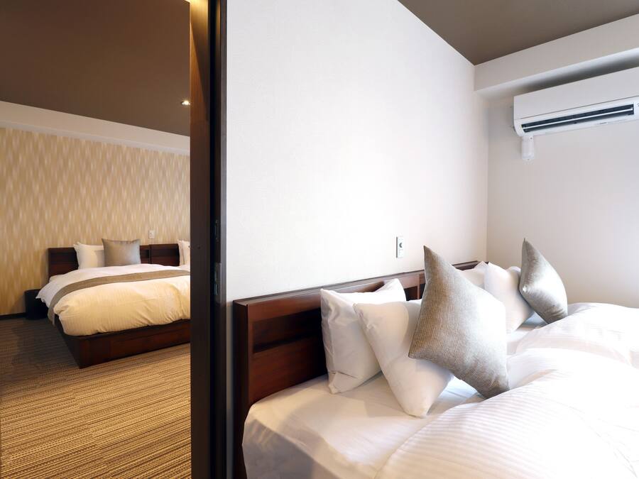 Cortinas blackout, sistema de insonorización y wifi gratis