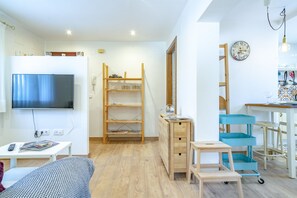 2 soverom og strykejern/-brett