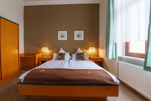 Comfort Double Room | Down duvets, minibar, bed sheets - Haus Alexander (Heringsdorf)