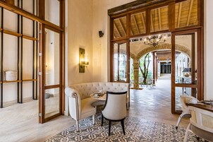 Desayuno continental incluido todos los días 