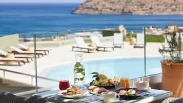 Desayuno buffet incluido todos los días